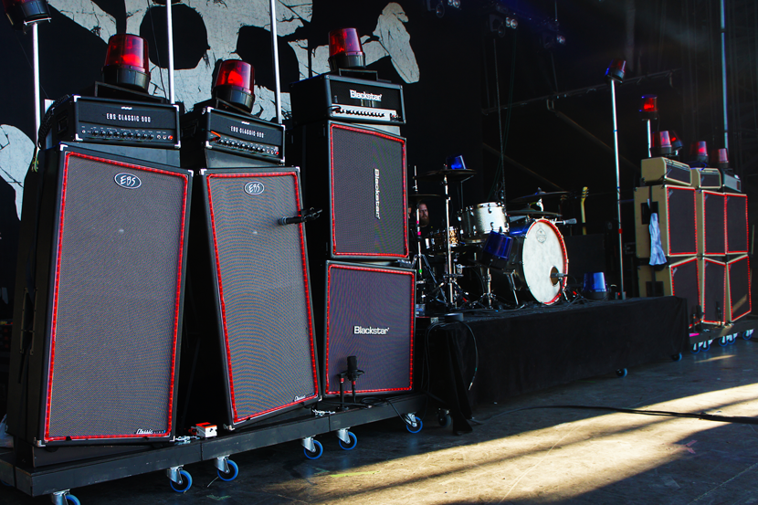 Johan Blomquist cool EBS rig with Backyard Babies.